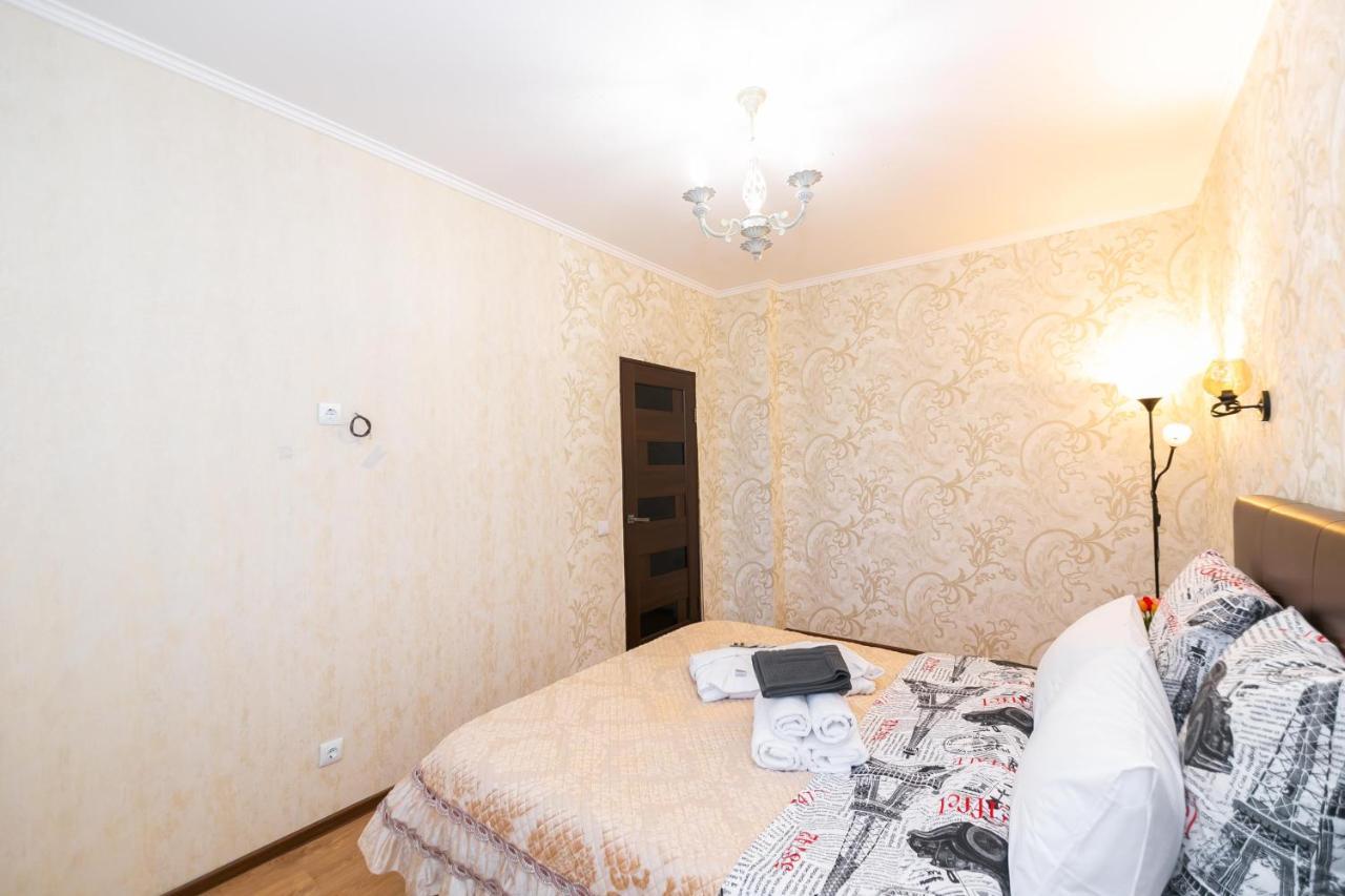 В Promenade Expo квартира с романтическим видом Астана Экстерьер фото