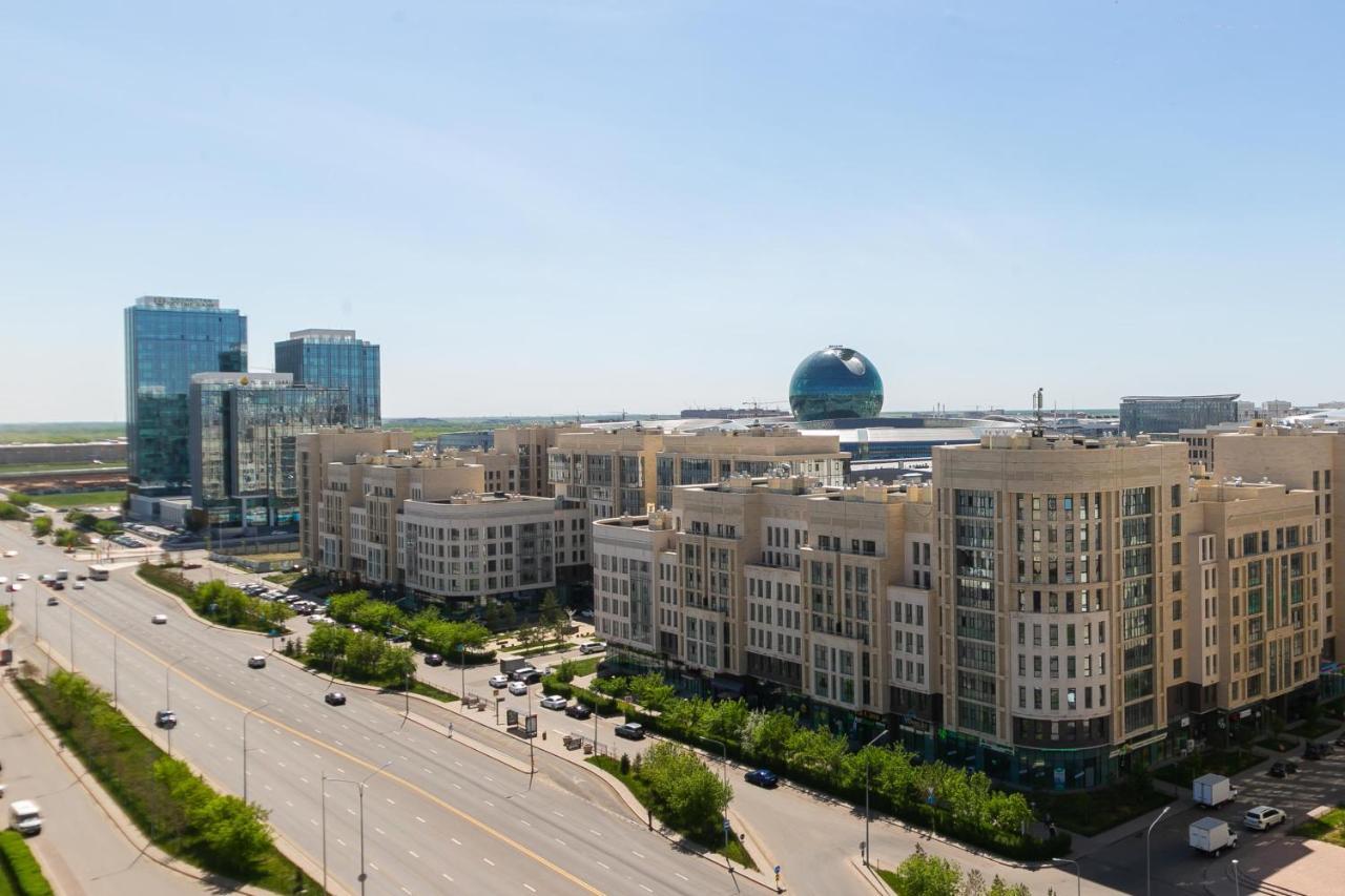 В Promenade Expo квартира с романтическим видом Астана Экстерьер фото